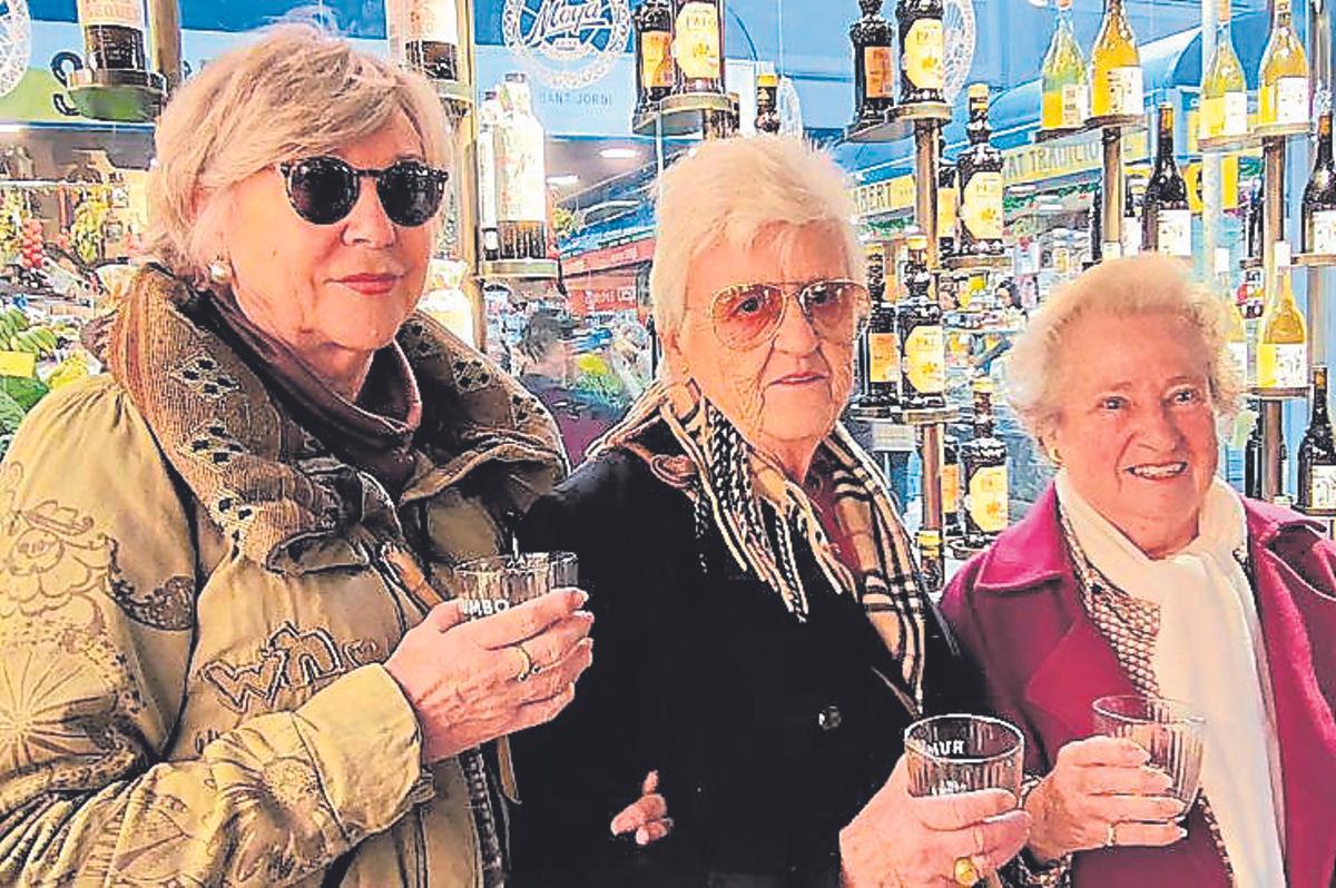 Antònia Maria Cicerol, Marisa Gili y María Rosa Llodrà.