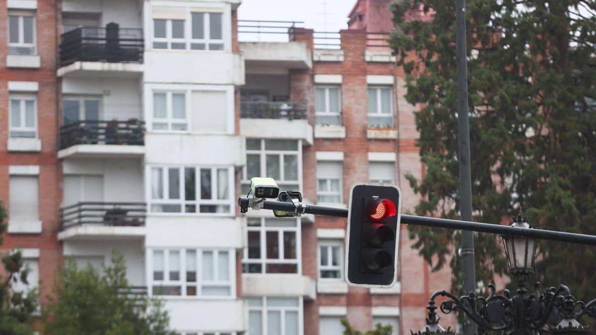 Una de las cámaras de la Zona de Bajas Emisiones.