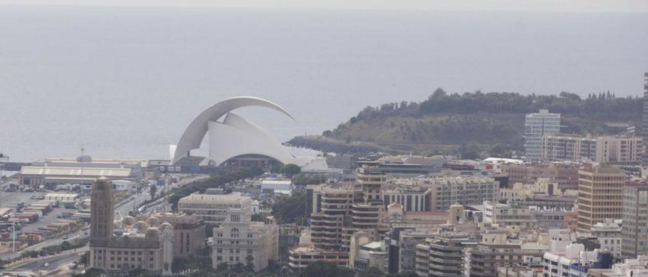 Vista de Santa Cruz de Tenerife. | | E.D.