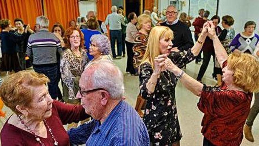 Instante de la fiesta, que se celebró el miércoles en el Club de Mayores.