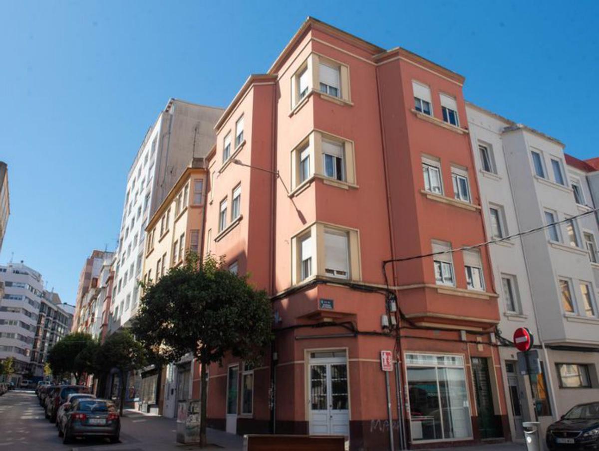 Número 13 de Eusebio da Guarda. | Casteleiro/R. A. | | CASTELEIRO/R. A.