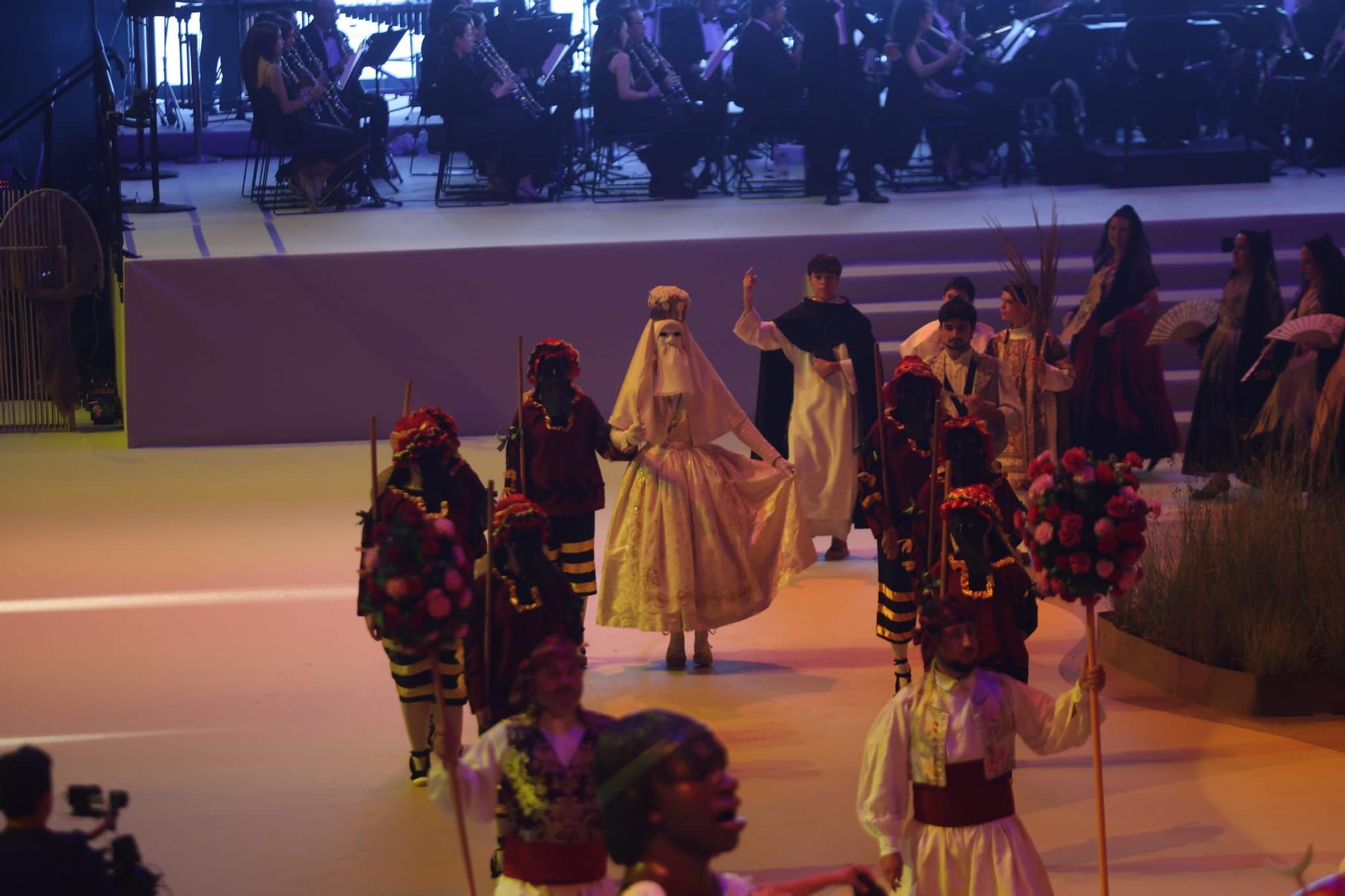Todas las fotos de la gala de elección de candidatas a fallera mayor de València 2026