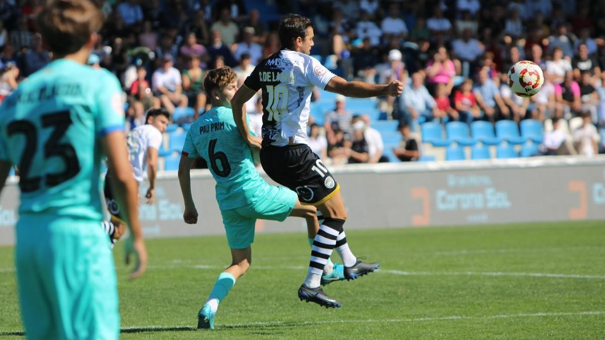 Pau Prim, en una acción del partido