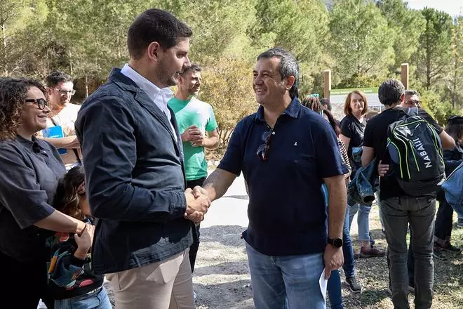 Las imágenes del homenaje a los montañeros de Gandia fallecidos en Gredos hace 24 años