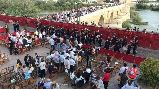 19 pasos vuelven hoy a sus templos tras su participación en la exposición magna