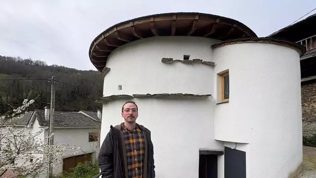 Así es el antiguo palomar que volvió a la vida como vivienda contemporánea