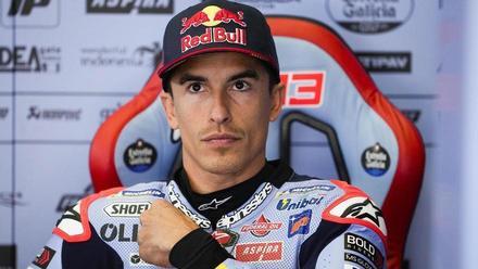 Marc Márquez (Ducati), hoy, en el boxe del equipo Gresini Racing Team.