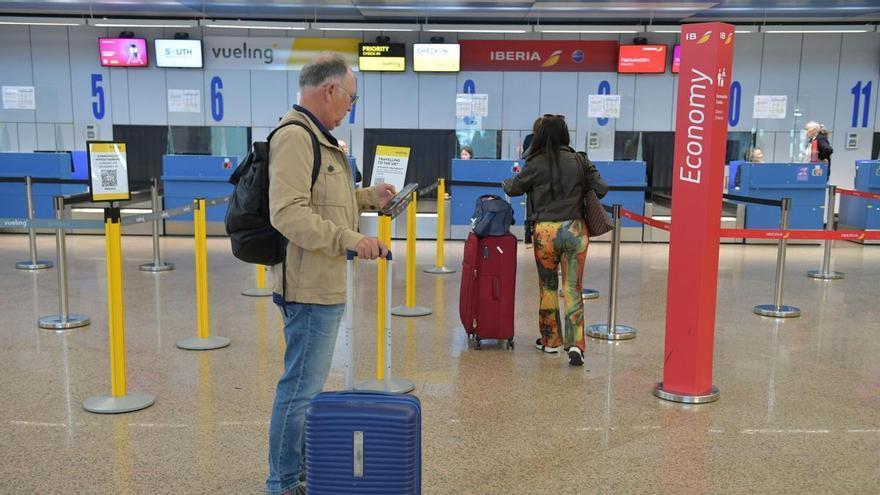 Aena ratifica la inversión de 50 millones en el aeropuerto de A Coruña sin aclarar si ampliará la terminal