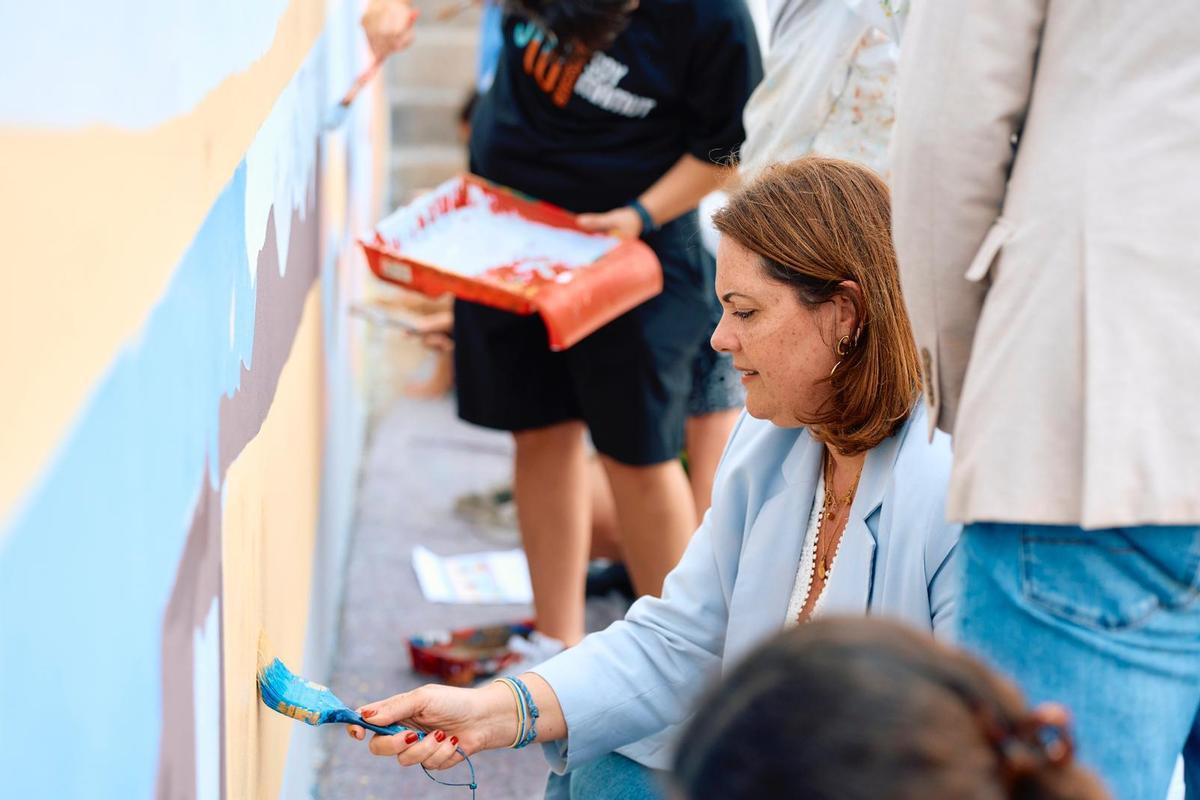 La presidenta de la Autoridad Portuaria se unió al proyecto