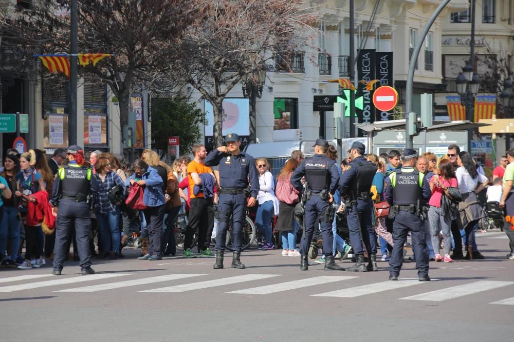 Búscate en la mascletà del 6 de marzo