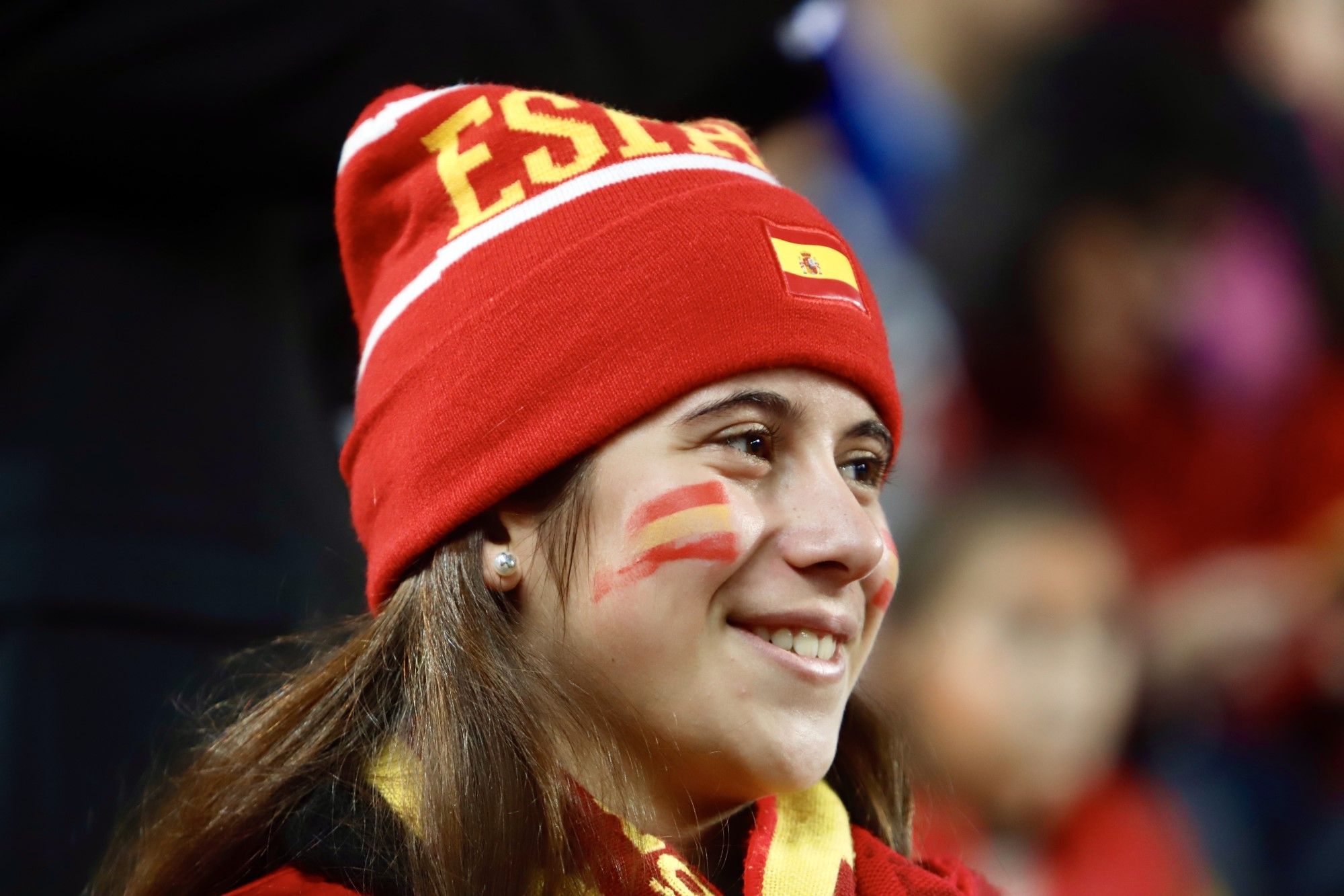 La grada de La Rosaleda vibra con la selección femenina de fútbol