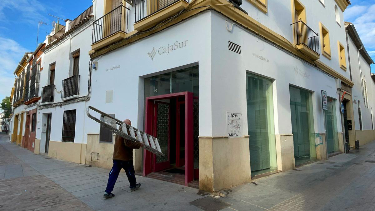 Preparativos del local de San Agustín para 'Vida al por menor'.