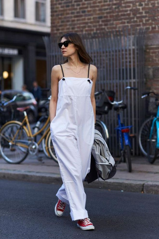 Look verano: mono más zapatillas