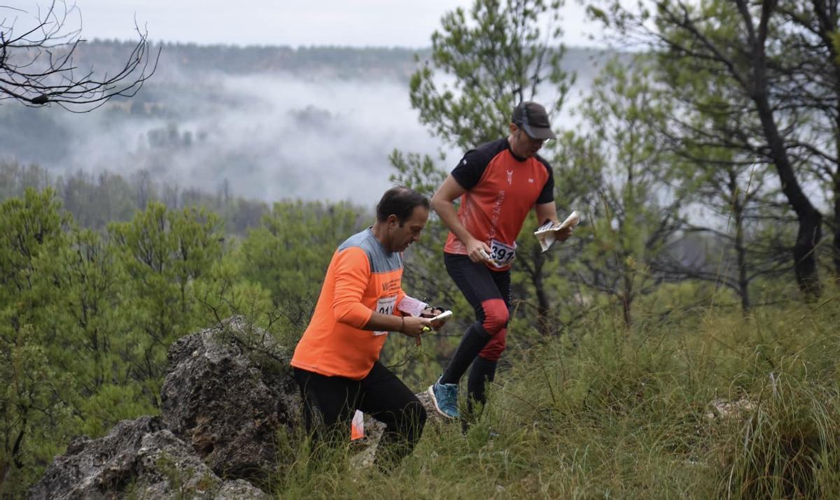 Deportistas durante el Trofeo Quijotes de orientación.