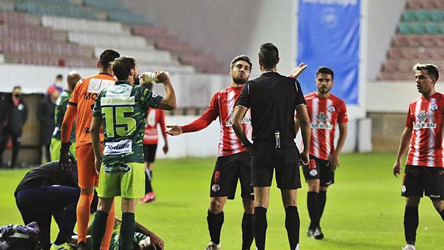 Partido entre el Zamora y el Guijuelo, en el Ruta. | J. L. F.