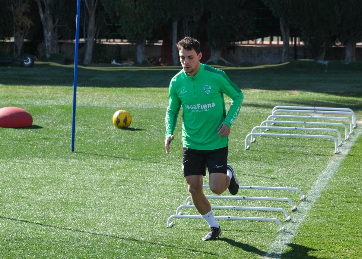 Óscar Plano, durante un entrenamiento, en la fase de su recuperación