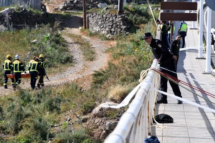 16/01/2019 SAN JOSÉ DE LAS LONGUERAS. TELDE. Muerto en el viducto de San José de Las Longueras. Fotografa: YAIZA SOCORRO.