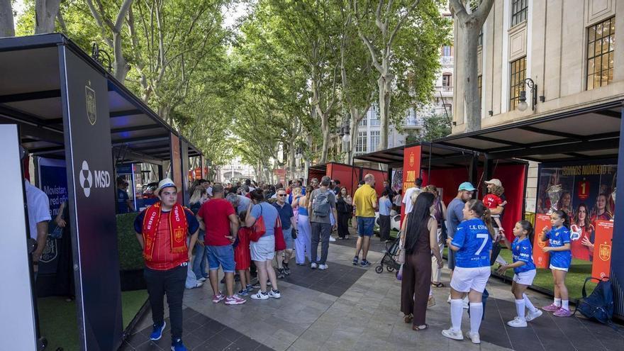 Así es la Fan Zone para el España-Inglaterra: juegos, concursos y espacio para gamers