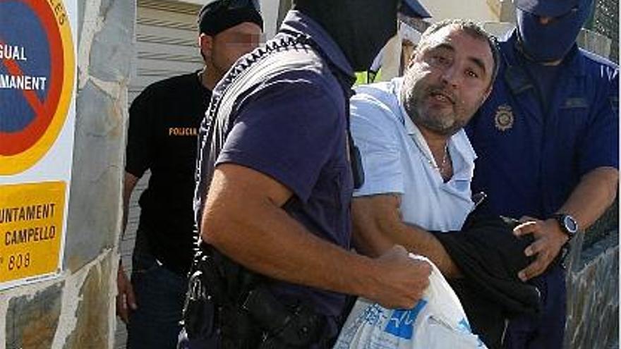 Viataly Izgilov durante su arresto en El Campello en junio de 2008 durante la operación Troika.