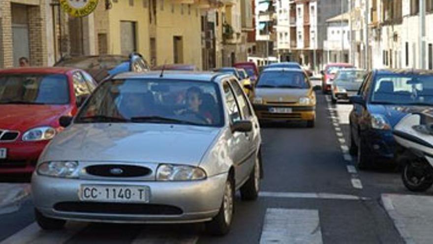 Vecinos de ronda del Salvador denuncian el colapso del tráfico