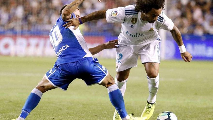 El Madrid golea a un Dépor negado