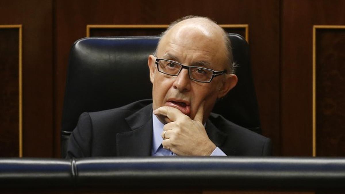 El ministro de Hacienda, Cristóbal Montoro, en el Congreso, el pasado 18 de diciembre.