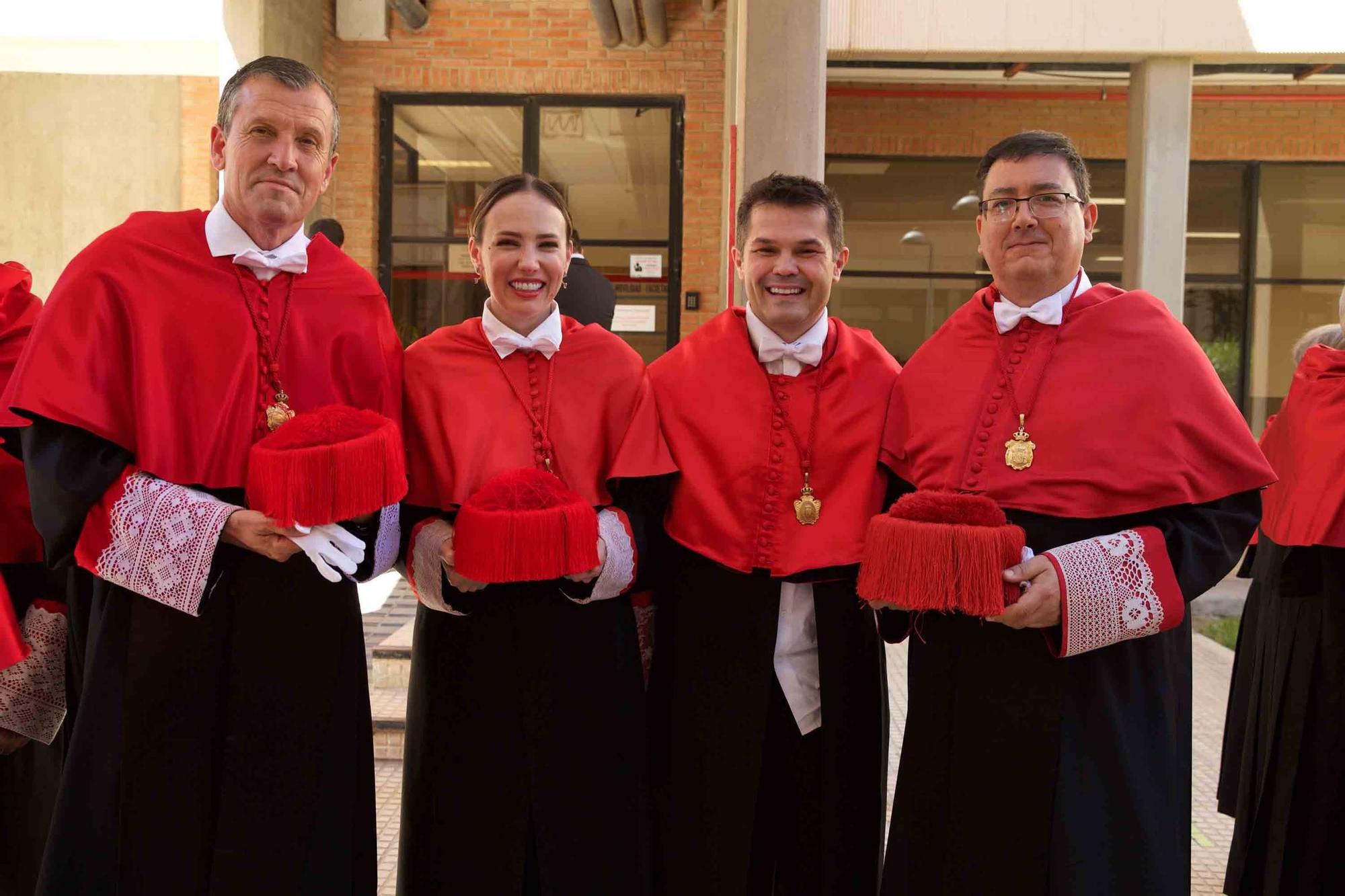 La Universidad de Alicante (UA) clausura el curso con la investidura de 125 nuevos doctores