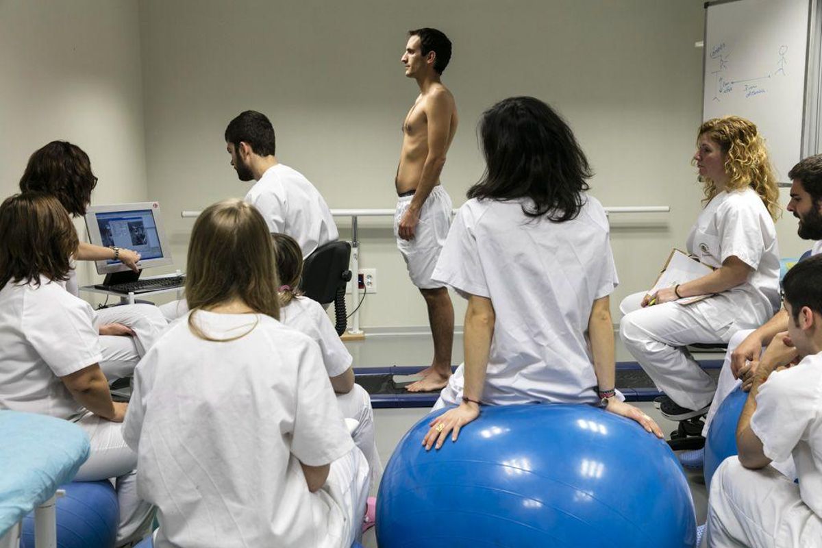 Alumnos de Fisioterapia de la Universidad CEU Cardenal Herrera de Elche, grado que tiene un alto porcentaje de franceses