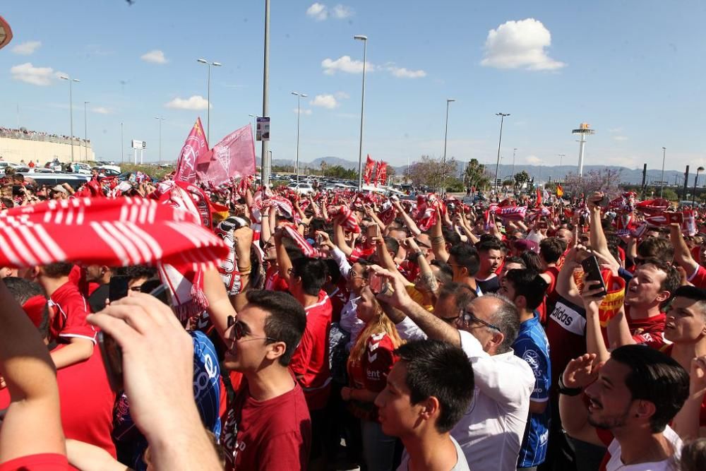 Ambiente en Nueva Condomina antes del partido