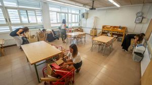 Un de cada tres alumnes catalans necessita una atenció educativa especial