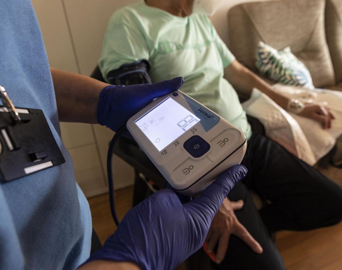 La telemedicina redueix un 54% la mort per insuficiència cardíaca La telemedicina redueix un 54% la mort per insuficiència cardíaca