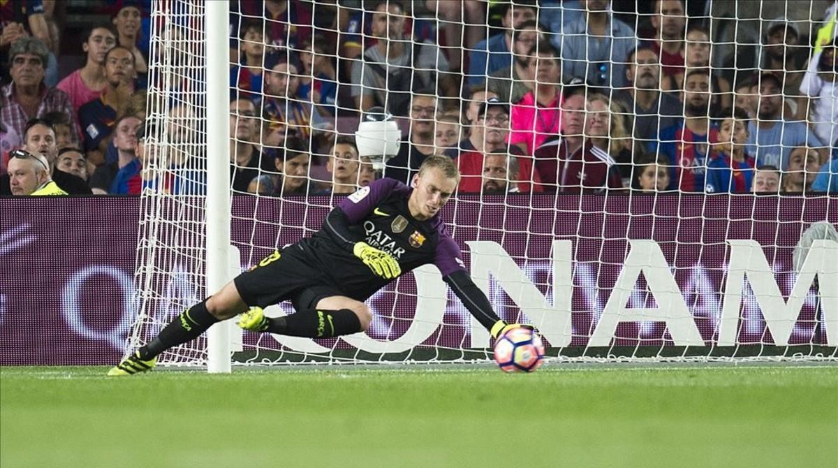 aguasch35467995 barcelona     10 09 2016      deportes          cillessen ob160910231213