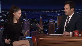 Úrsula Corberó cuenta en el programa de Jimmy Fallon su vergonzoso encuentro con Madonna