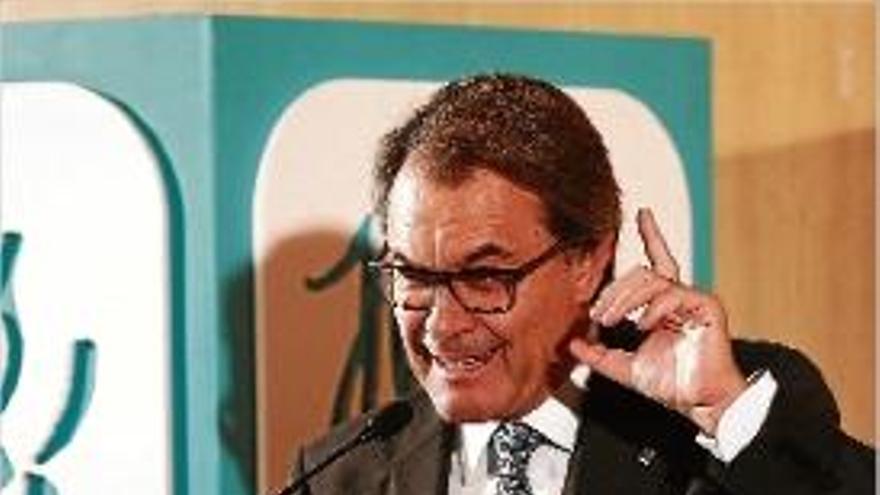 Artur Mas va tornar a advertir que no pagaria el deute.