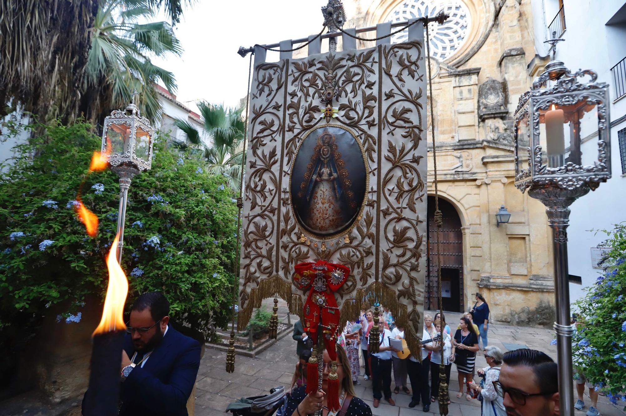 Rosario Vespertino de la Hermandad del Rocío