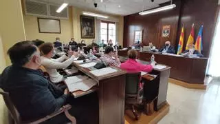 La Vila Joiosa cambia su escudo para adaptarlo a la ley actual: de corona cerrada a abierta