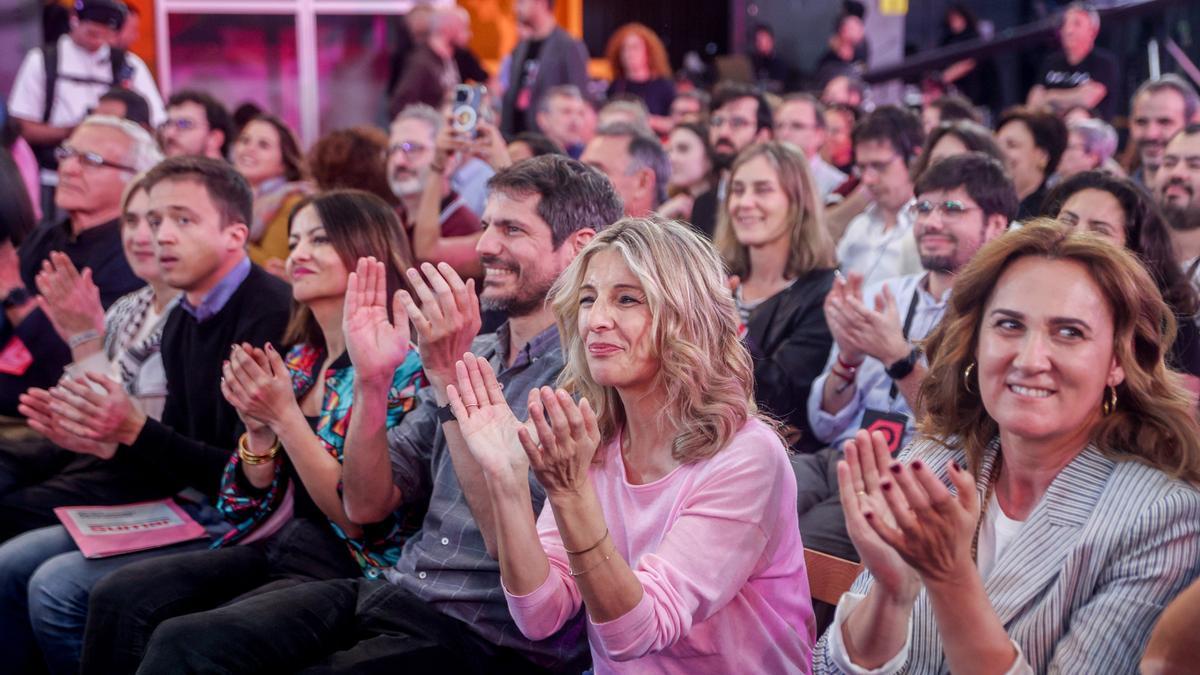 (I-D) El líder de Más País, Iñigo Errejón; la ministra de Juventud e Infancia, Sira Rego; el ministro de Cultura, Ernest Urtasun; la vicepresidenta segunda y ministra de Trabajo, Yolanda Díaz y la cabeza de lista por Sumar a las elecciones europeas del 9