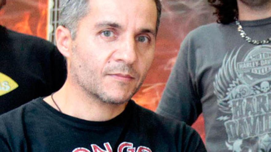 Javier Fernández, batería de Los Piratas.