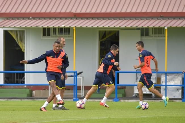 Entrenamiento de la UD Las Palmas, con el nuevo ...