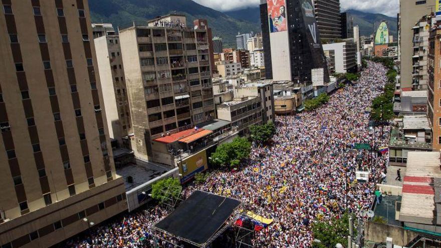 El Gobierno de Maduro acusa a España de injerencia por apoyar la manifestación &#039;Toma de Caracas&#039;