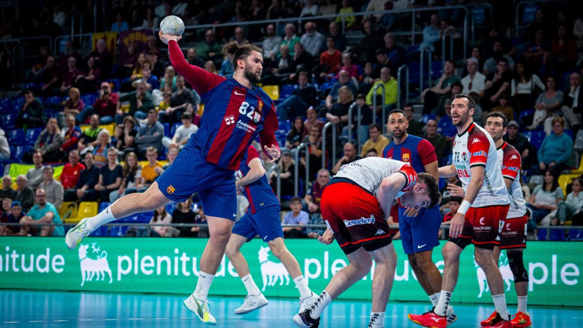 El Barça corta en seco la racha del Nava