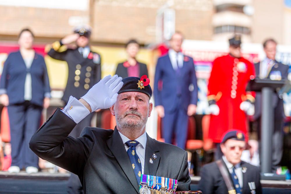 La Royal British Legion celebra un año más un desfile en honor a los soldados que murieron en la Primera Guerra Mundial