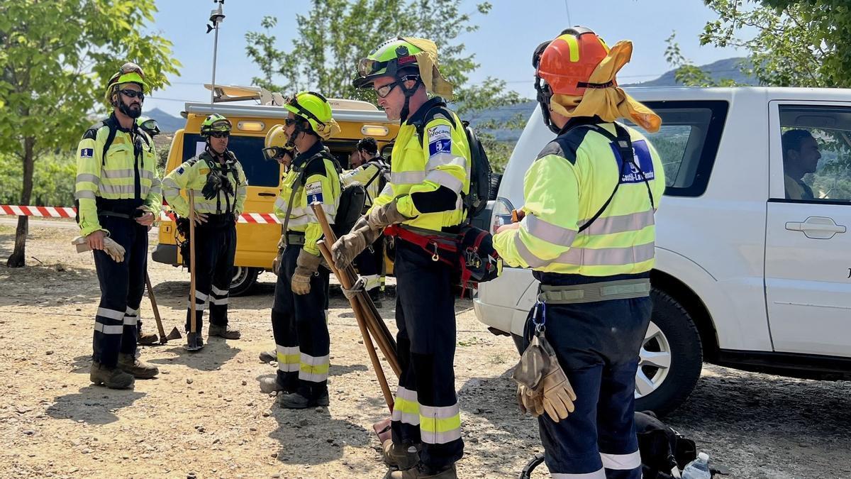 Efectivos desplegados para trabajar en la extinción del incendio de Las Hurdes y Gata.