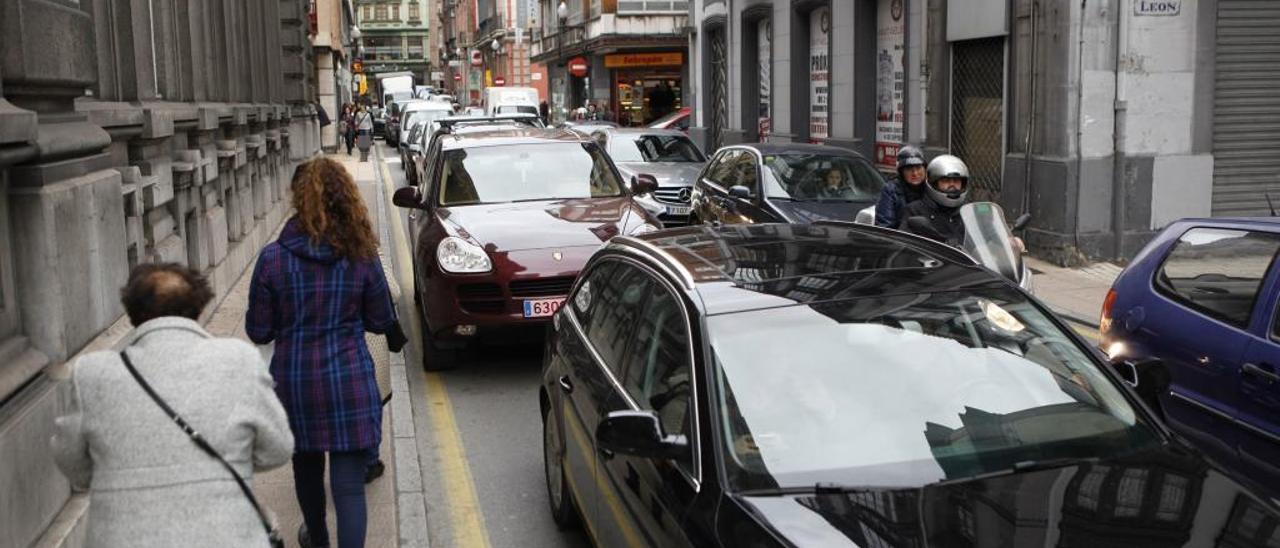 Cae la matriculación de vehículos, con desplome en motocicletas