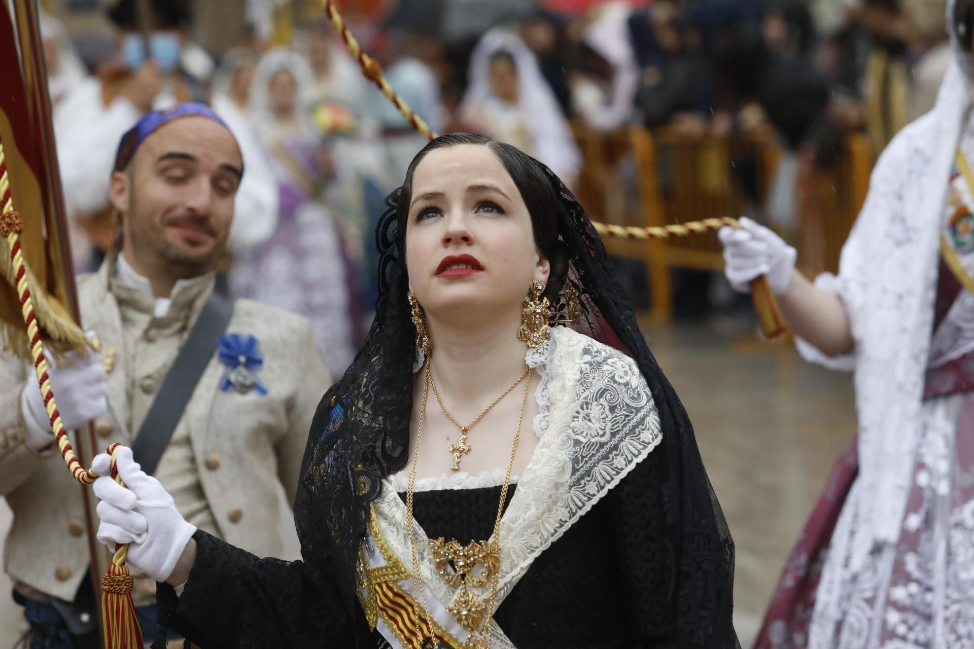 Búscate en el primer día de Ofrenda por la calle Quart (entre las 115.30 y las 17.00 horas)