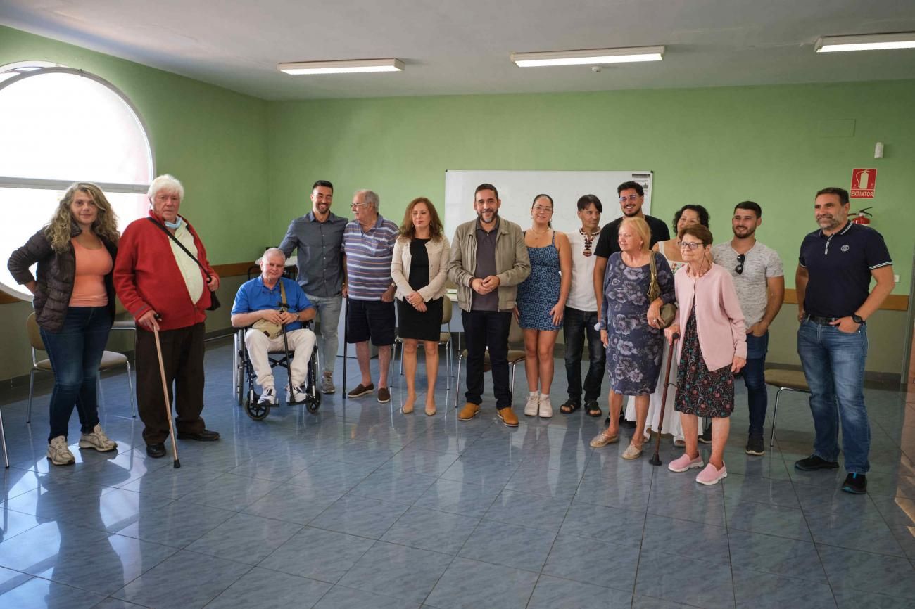 Encuentro con los mayores del programa contra la soledad de La Laguna