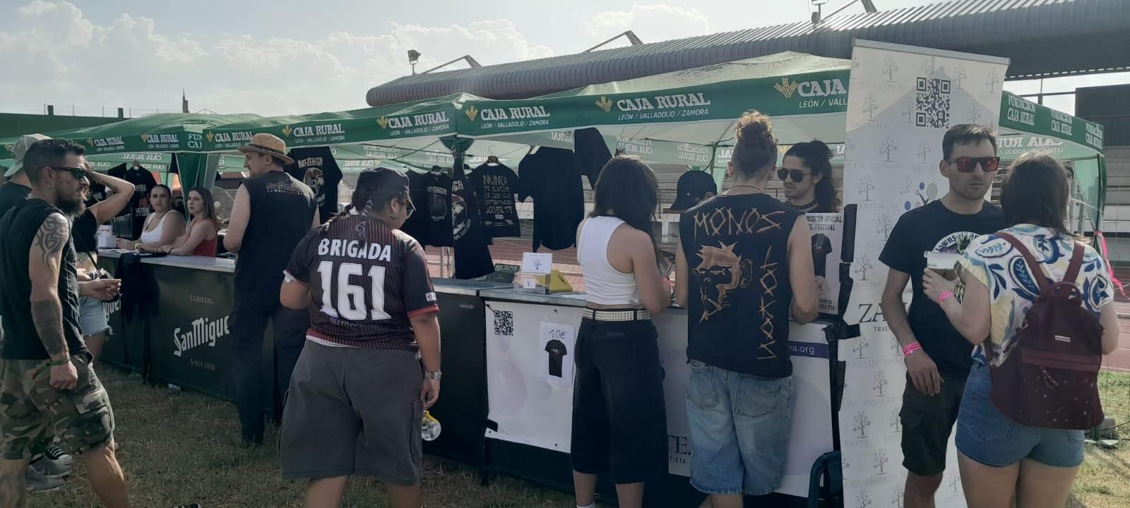 GALERÍA | La primera jornada del Festival "Vintoro" llena Toro de rock, "fuego" y un gran ambiente