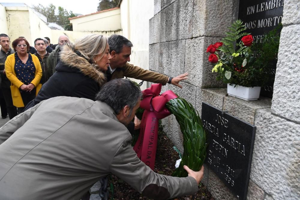 Día de todos los Santos en el cementerio de San Amaro