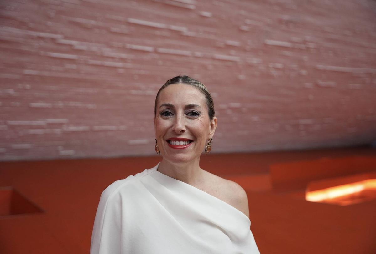 María Guardiola, antes de entrar en el acto de graduación.