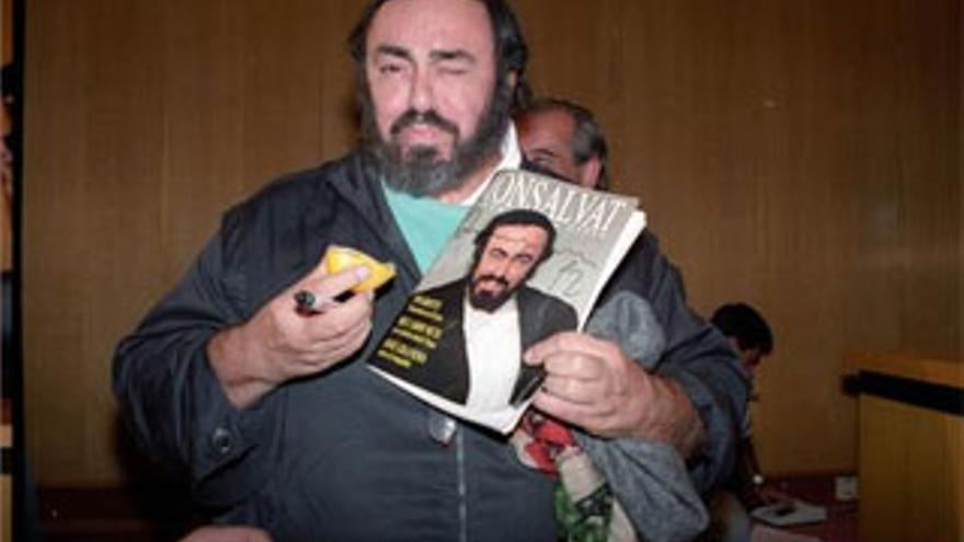 Pavarotti deja deudas de 20 millones de euros